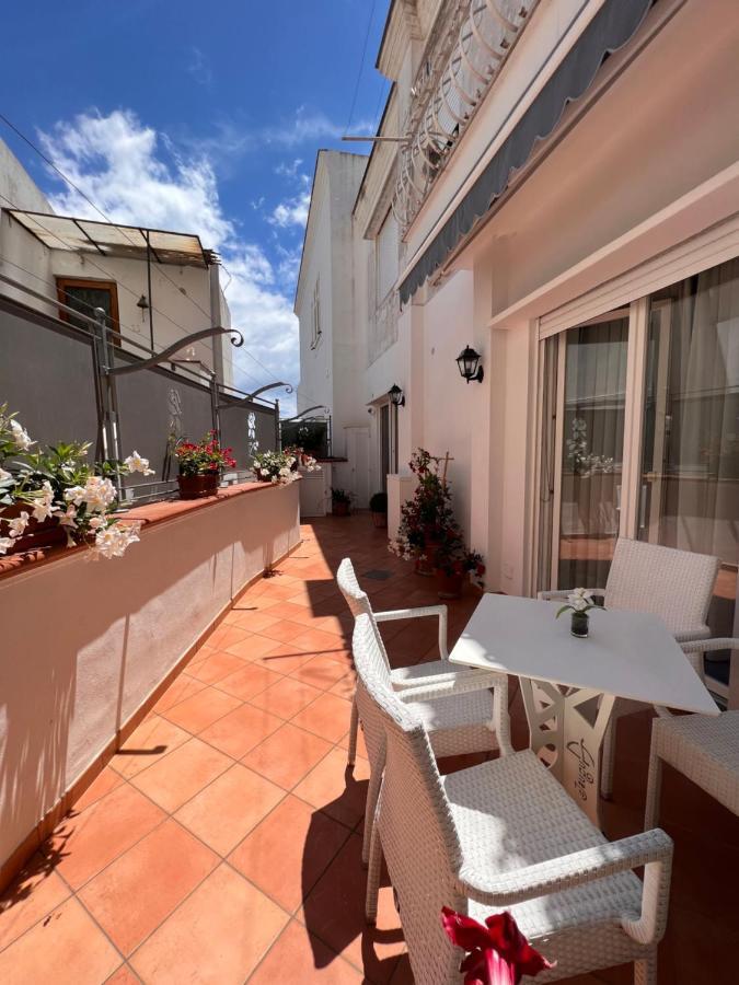 Augusto Capri Apartment Екстер'єр фото